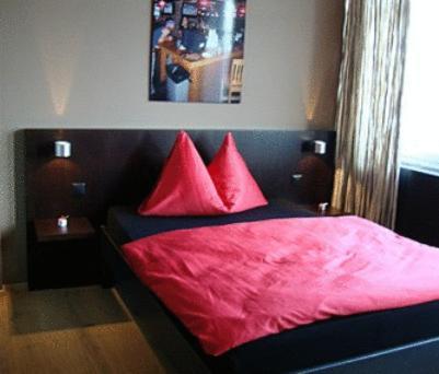 Hotel Quersinn Пфеффикон Номер фото